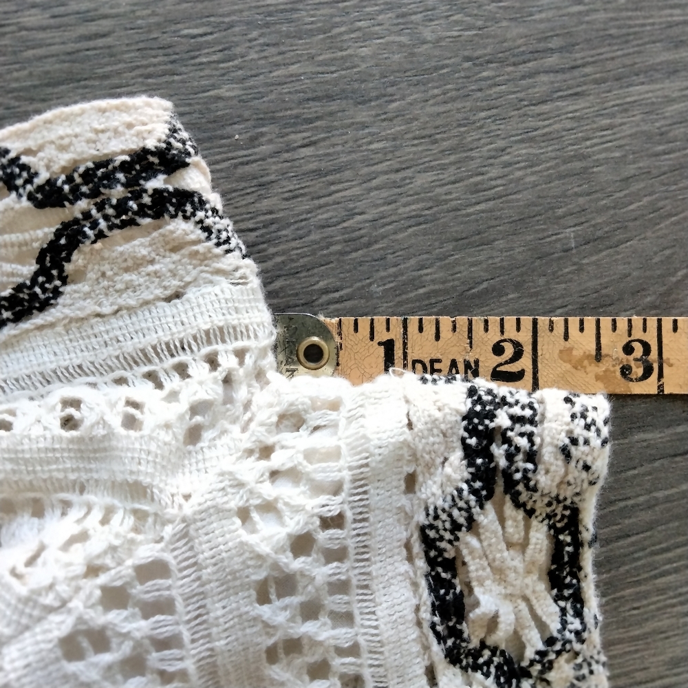 Zara Ivory White Lace Crochet Shorts W/ Pockets Size XS Elastic Waist Lined - Picture 15 of 15